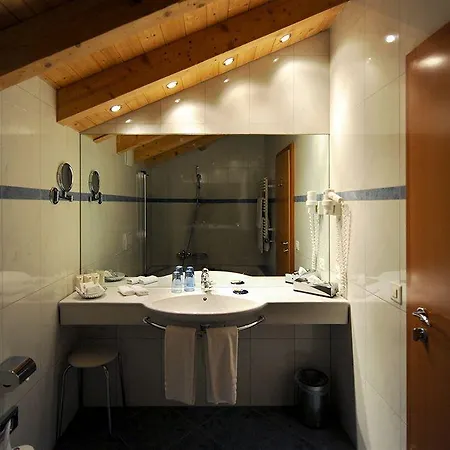 Tschugge 4* زيرمات