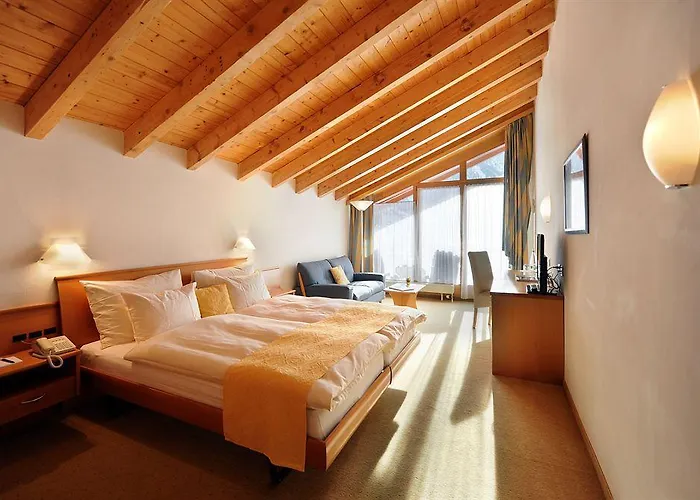 Отель Tschugge 4*