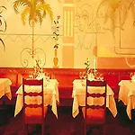 Tschugge Hotel 4*